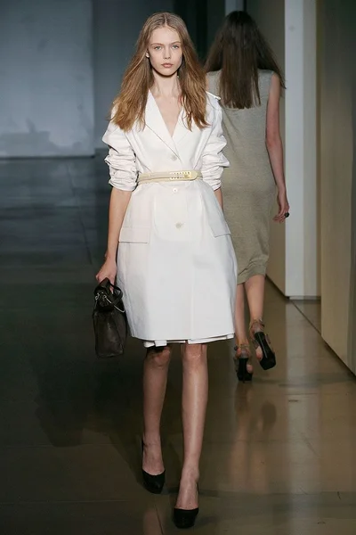 Look 37